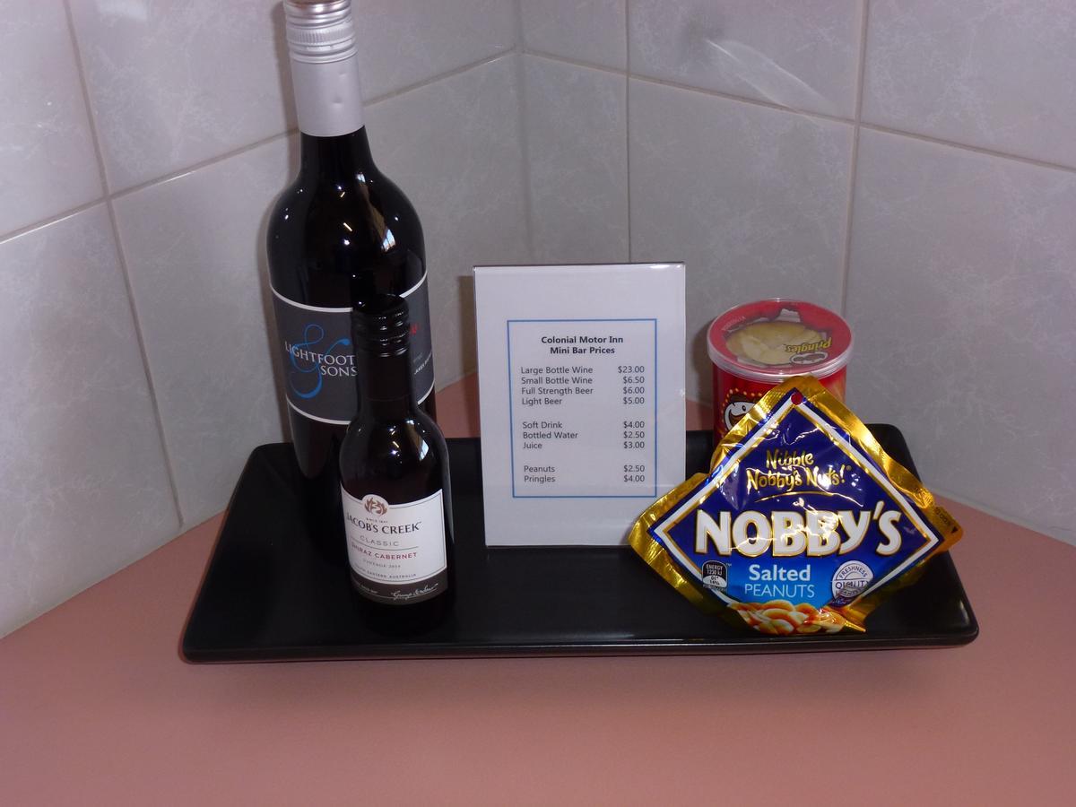 Colonial Motor Inn Bairnsdale Golden Chain Property Экстерьер фото