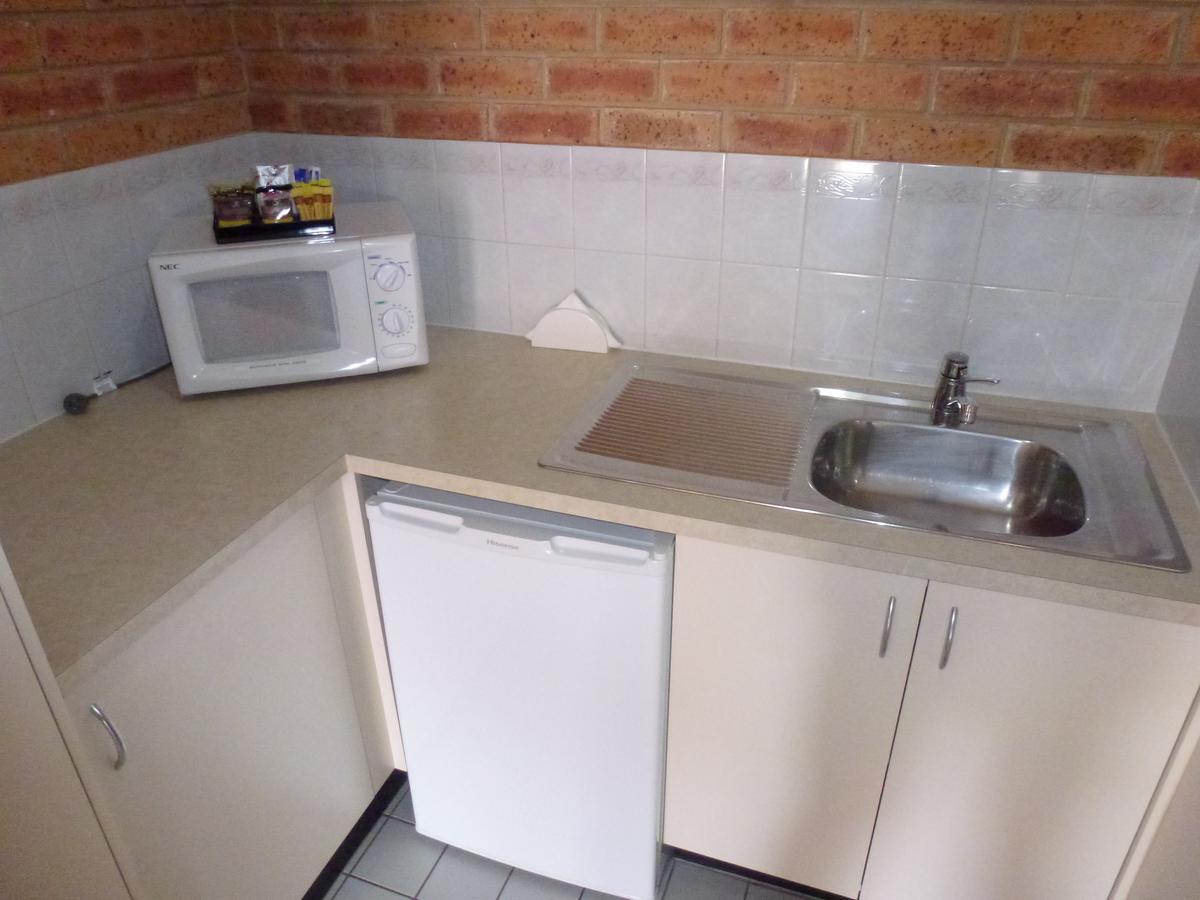 Colonial Motor Inn Bairnsdale Golden Chain Property Экстерьер фото